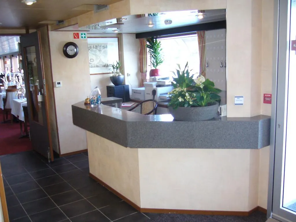 Fairtours Hotelschiff Rex Rheni *** Düsseldorf 3*,