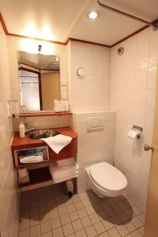 Fairtours Hotelschiff Rex Rheni *** Düsseldorf Botel